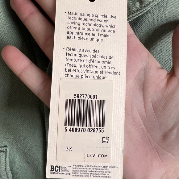 NWT Levi’s Utility Jumpsuit - Picture 9 of 11